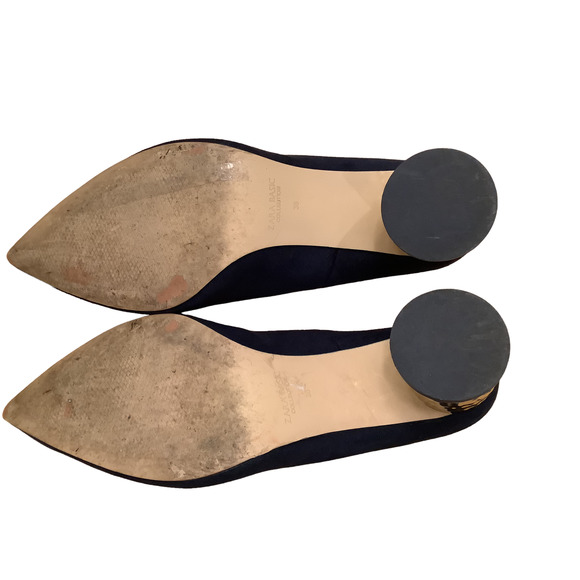 ZARA BASIC COLLECTION  PUMP WITH GOLD HAMMERED HEEL US 7 EU 38 - Picture 6 of 8